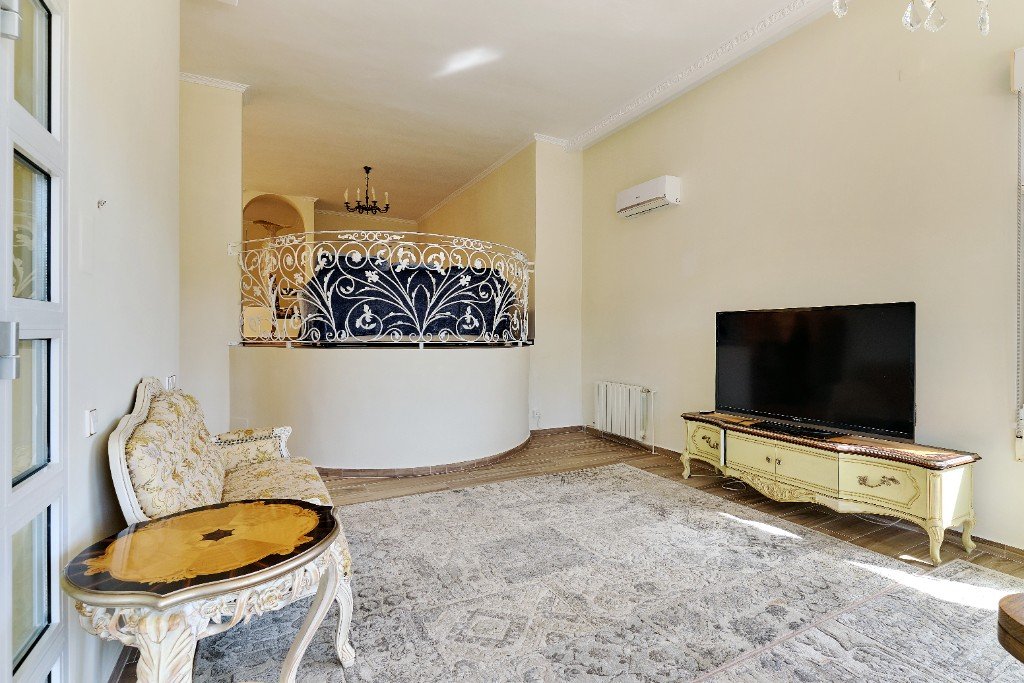 Villa in Dehesa De Campoamor, Alicante, Spain 4 bedrooms, 350 sq.m. No. 87251