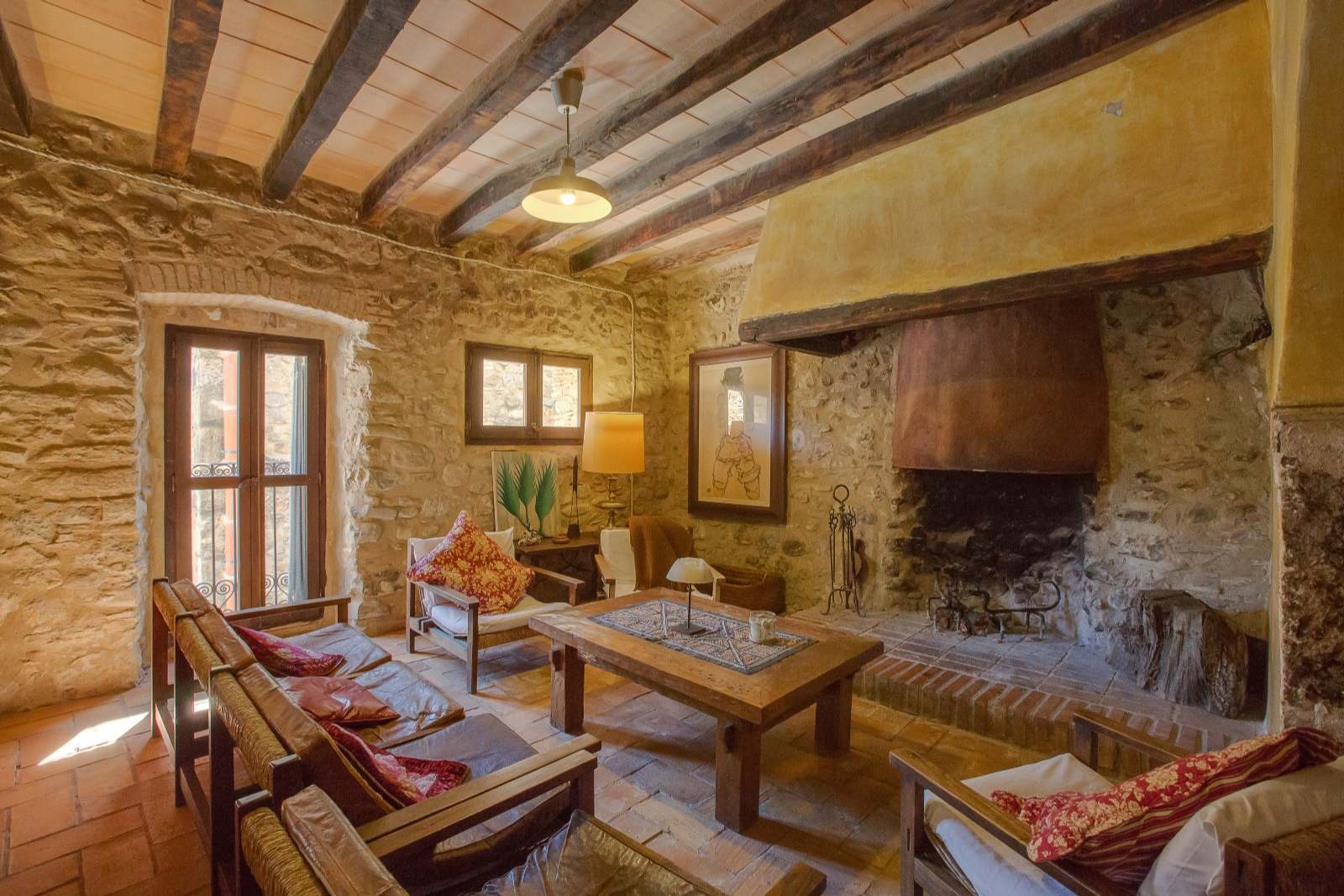 Commercial property in Girona, Spain 8 bedrooms, 727 sq.m. No. 22613