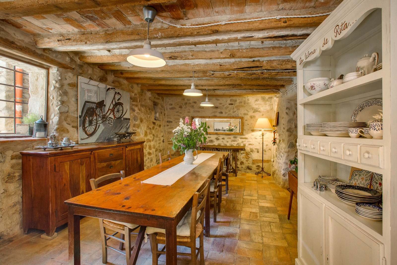Commercial property in Girona, Spain 8 bedrooms, 727 sq.m. No. 22613