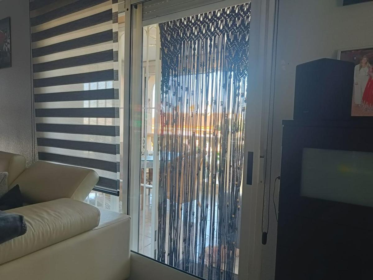 Villa a Benijofar, Alicante, Spagna 5 camere da letto, 177 mq. N° 104384