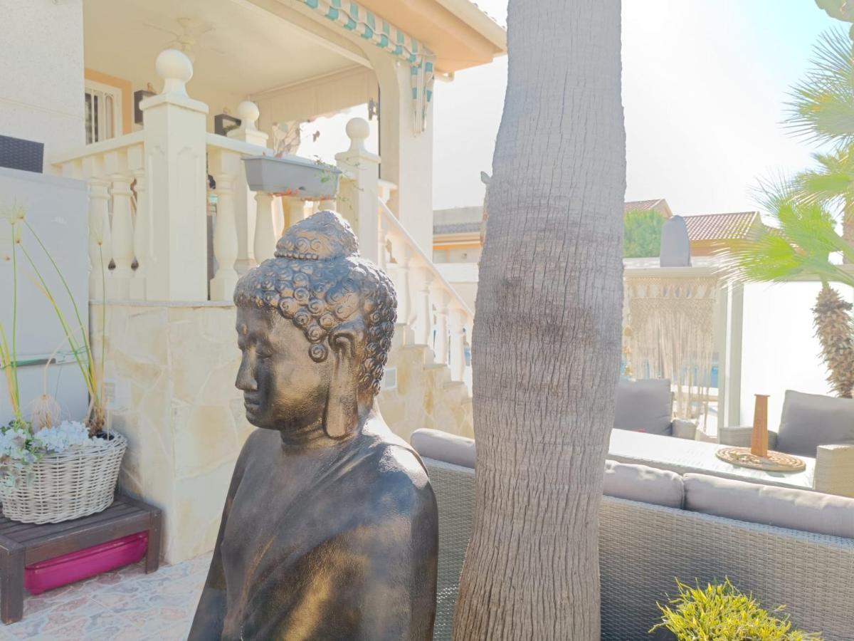 Villa a Benijofar, Alicante, Spagna 5 camere da letto, 177 mq. N° 104384