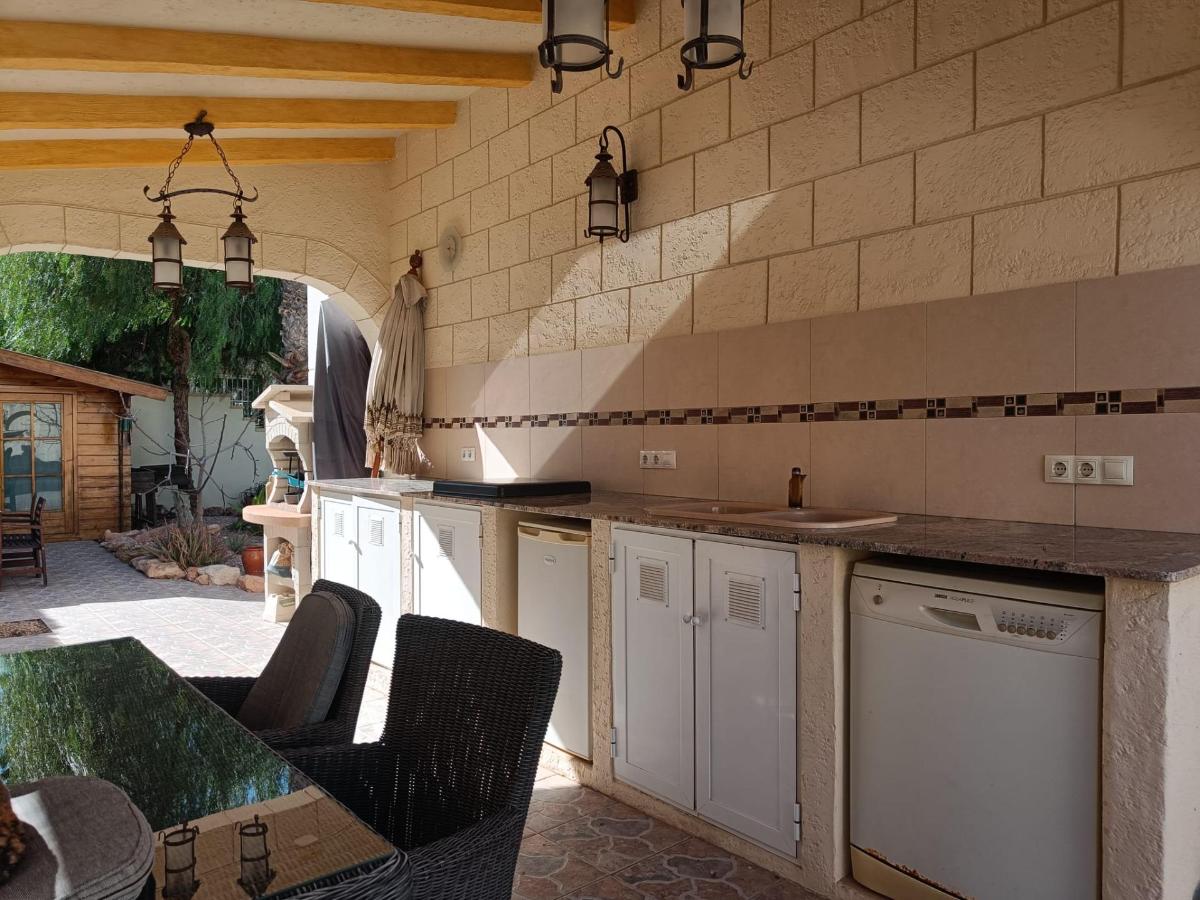 Villa a Benijofar, Alicante, Spagna 5 camere da letto, 177 mq. N° 104384