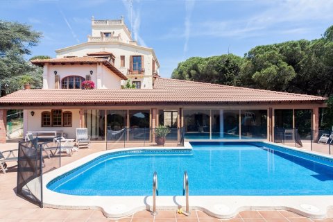 House in Mataro, Barcelona, Spain 8 bedrooms, 1648 sq.m. No. 22828