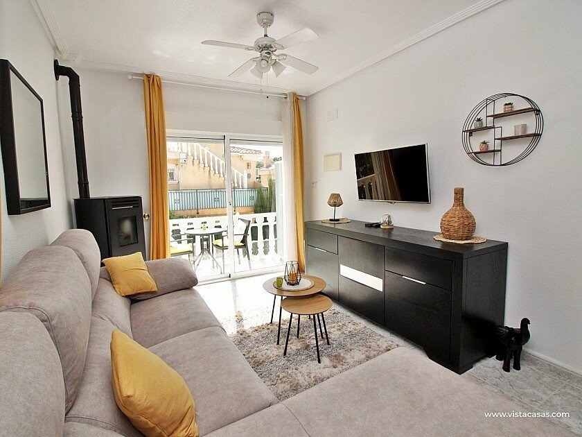 Villa a Villamartin, Alicante, Spagna 3 camere da letto, 155 mq. N° 103522