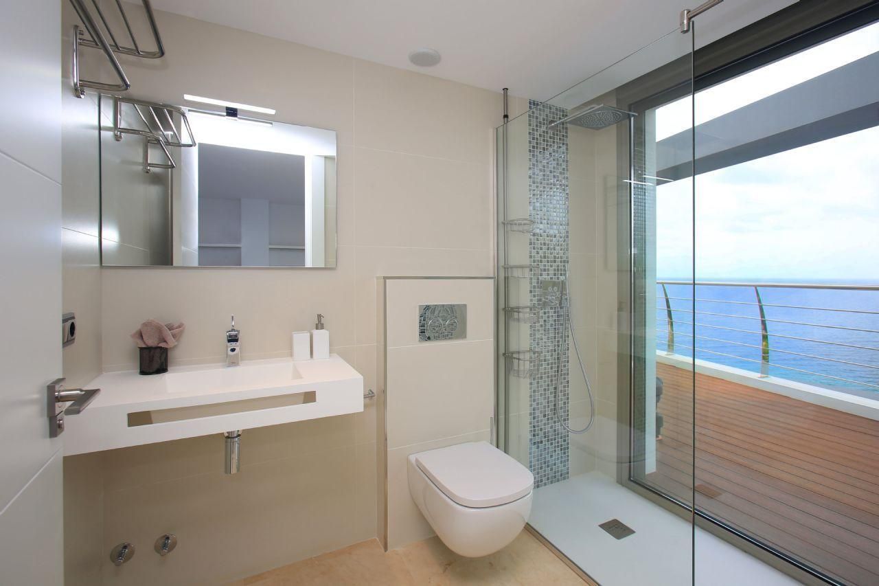 Villa i Altea, Alicante, Spanien 6 sovrum, 722 kvm. Nr. 95757