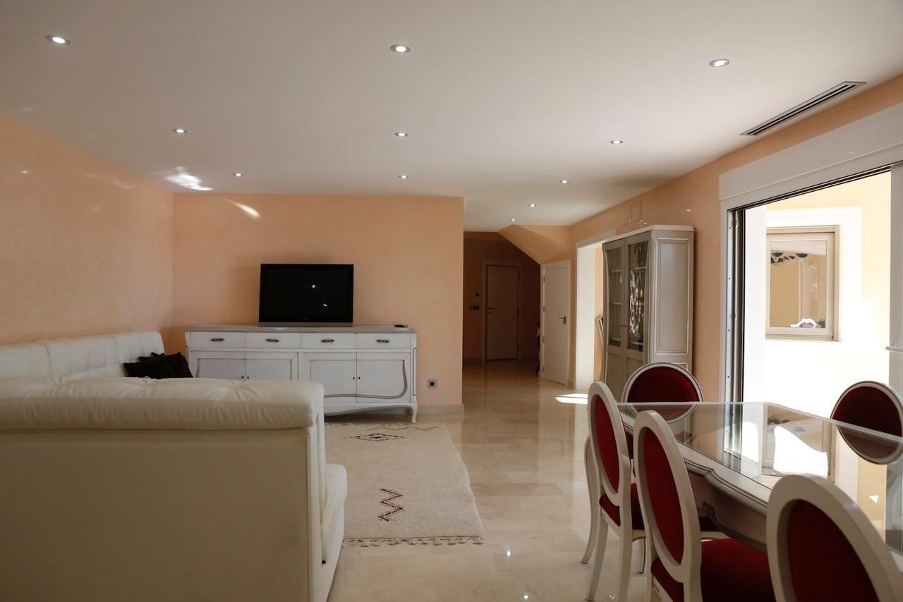 Villa in Benissa, Alicante, Spain 4 bedrooms, 465 sq.m. No. 95756