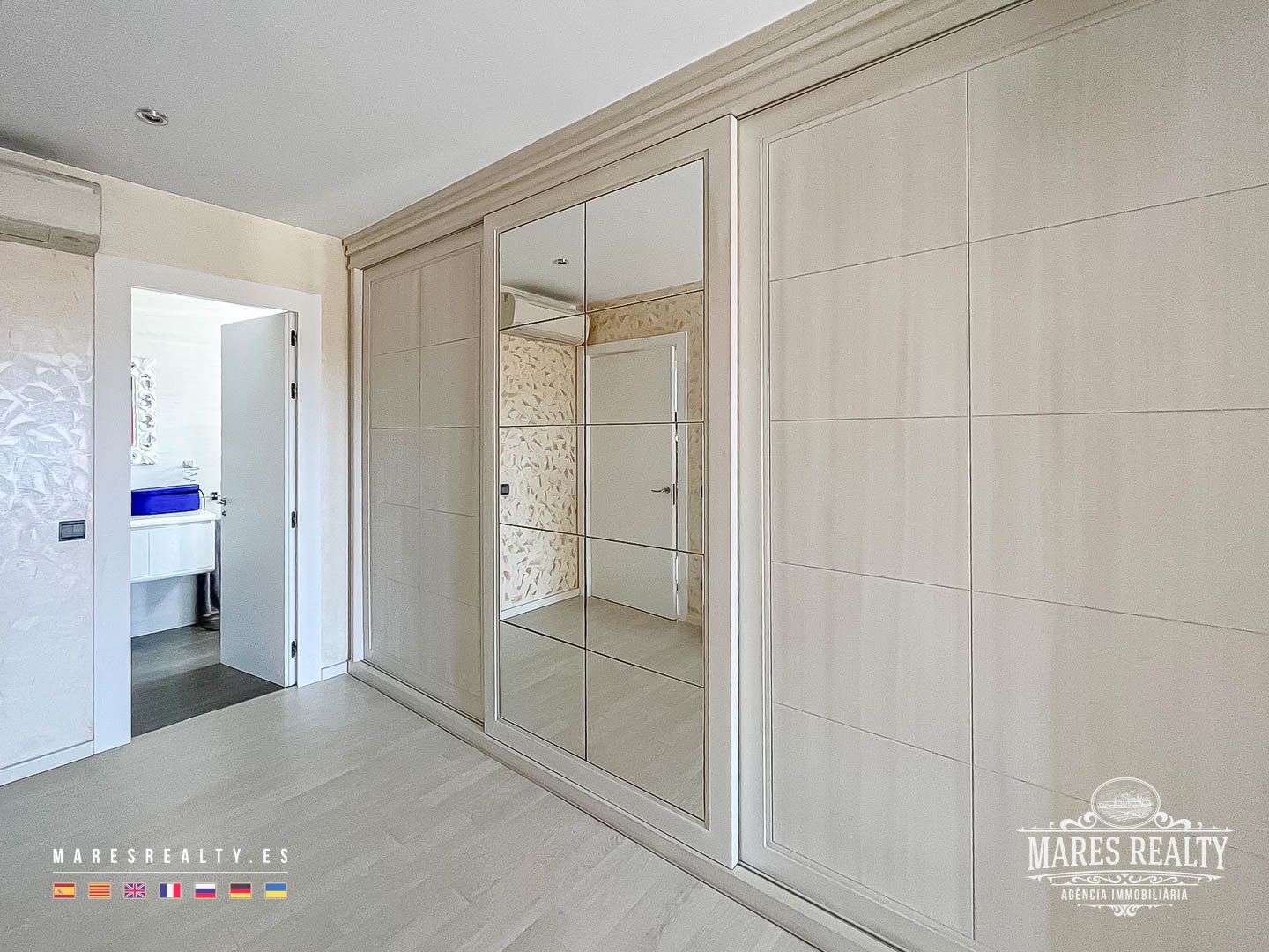 Villa à Condado del Jaruco, Girona, Espagne 4 chambres, 415 m2 No. 91191