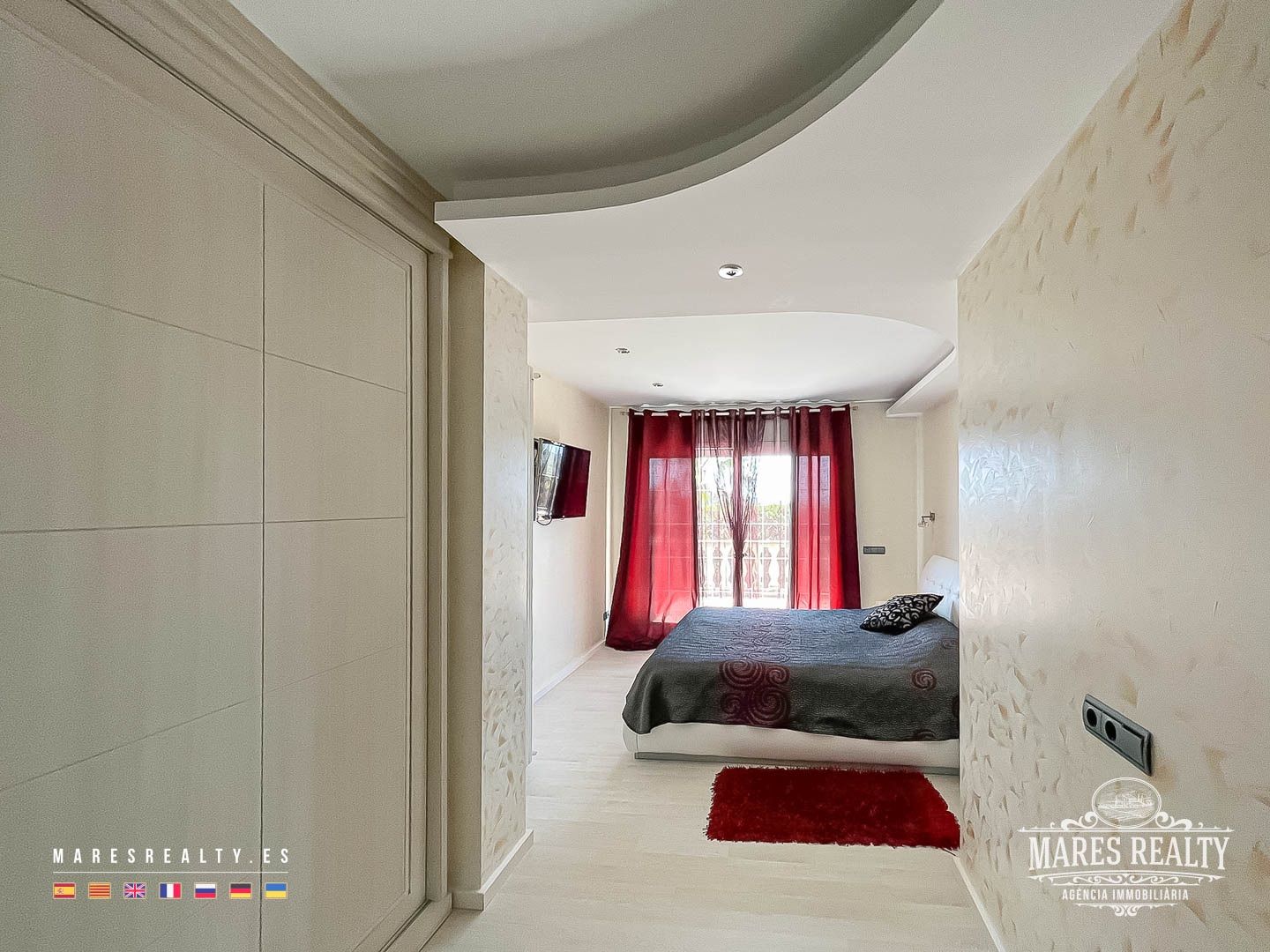 Villa à Condado del Jaruco, Girona, Espagne 4 chambres, 415 m2 No. 91191