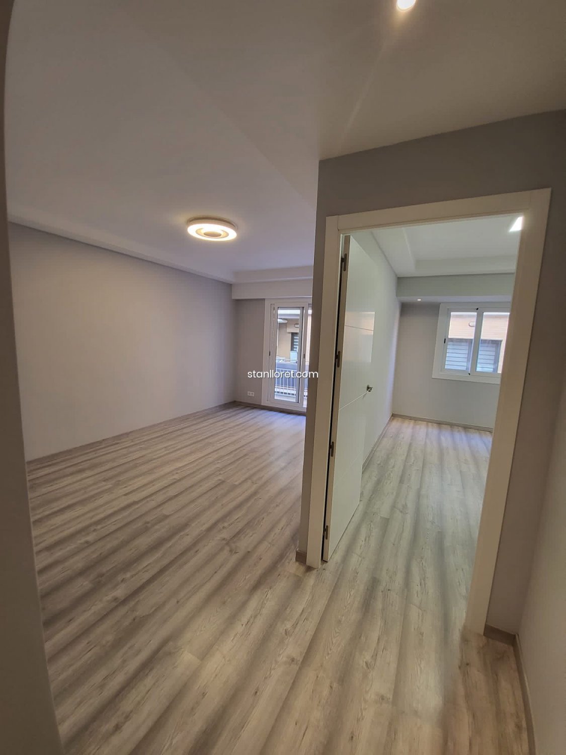 Apartment in Barcelona, Spain 3 bedrooms, 54 sq.m. No. 104054