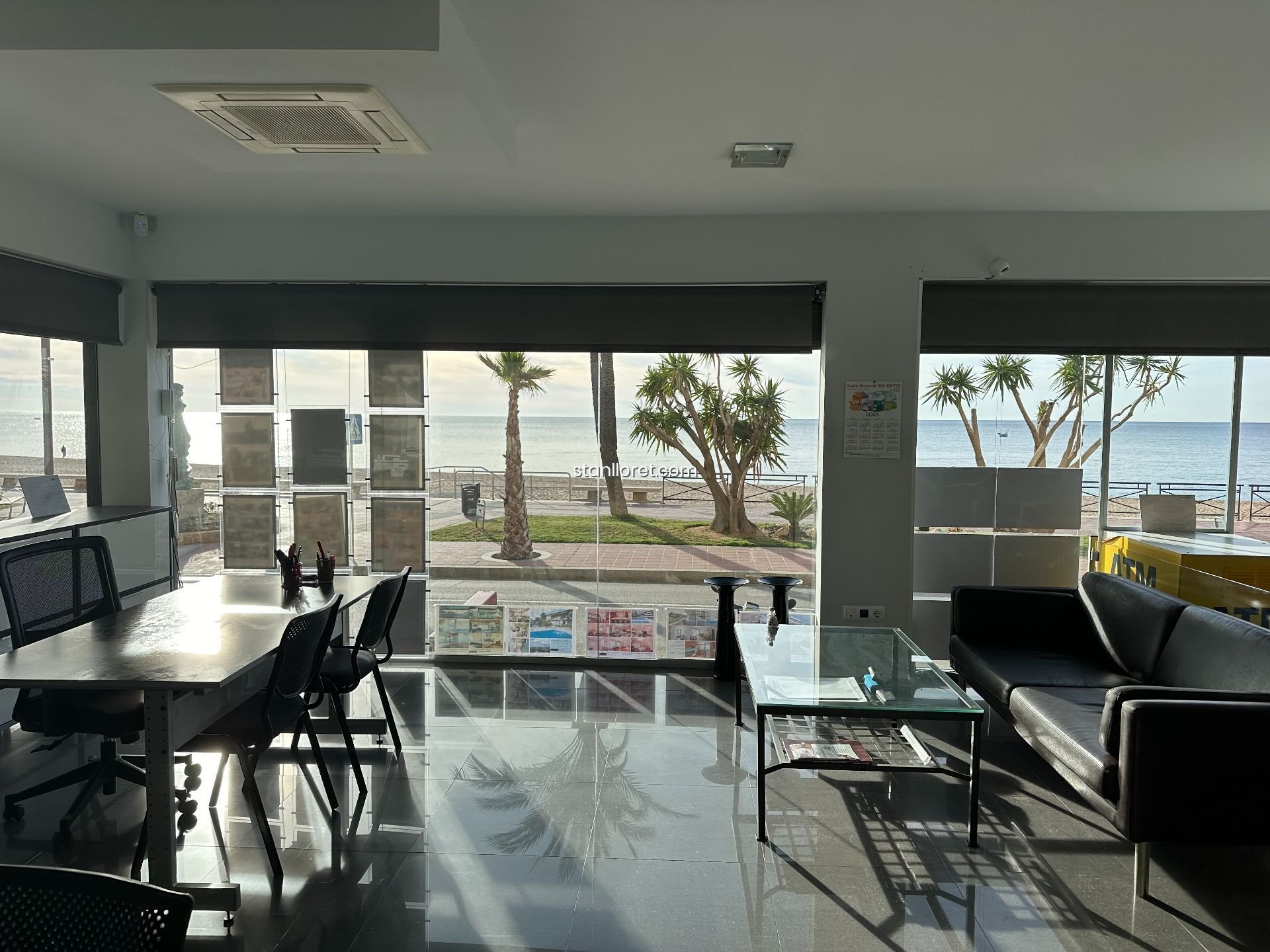 Commercial property in Lloret de Mar, Girona, Spain 236 sq.m. No. 104055
