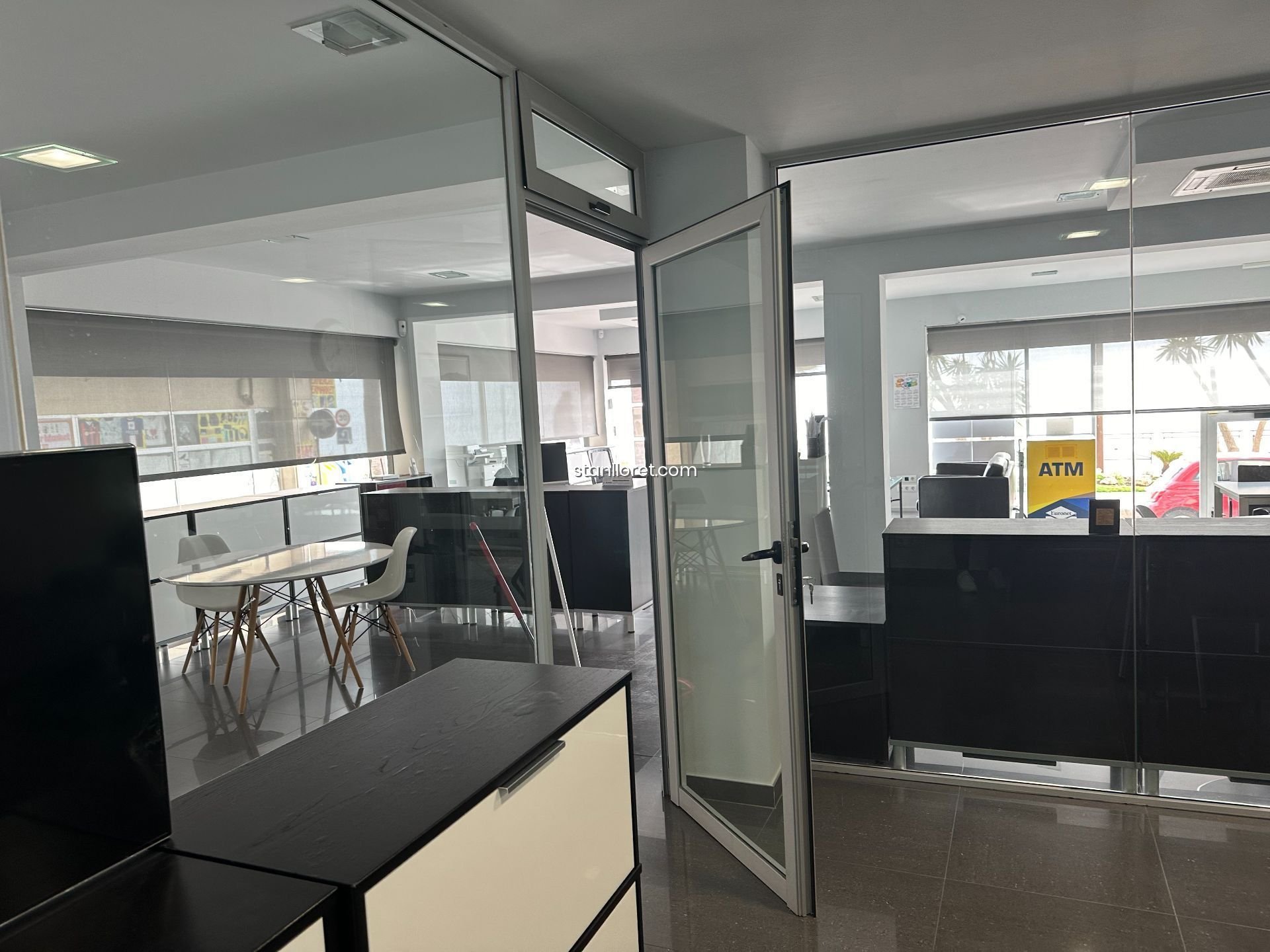 Commercial property in Lloret de Mar, Girona, Spain 236 sq.m. No. 104055