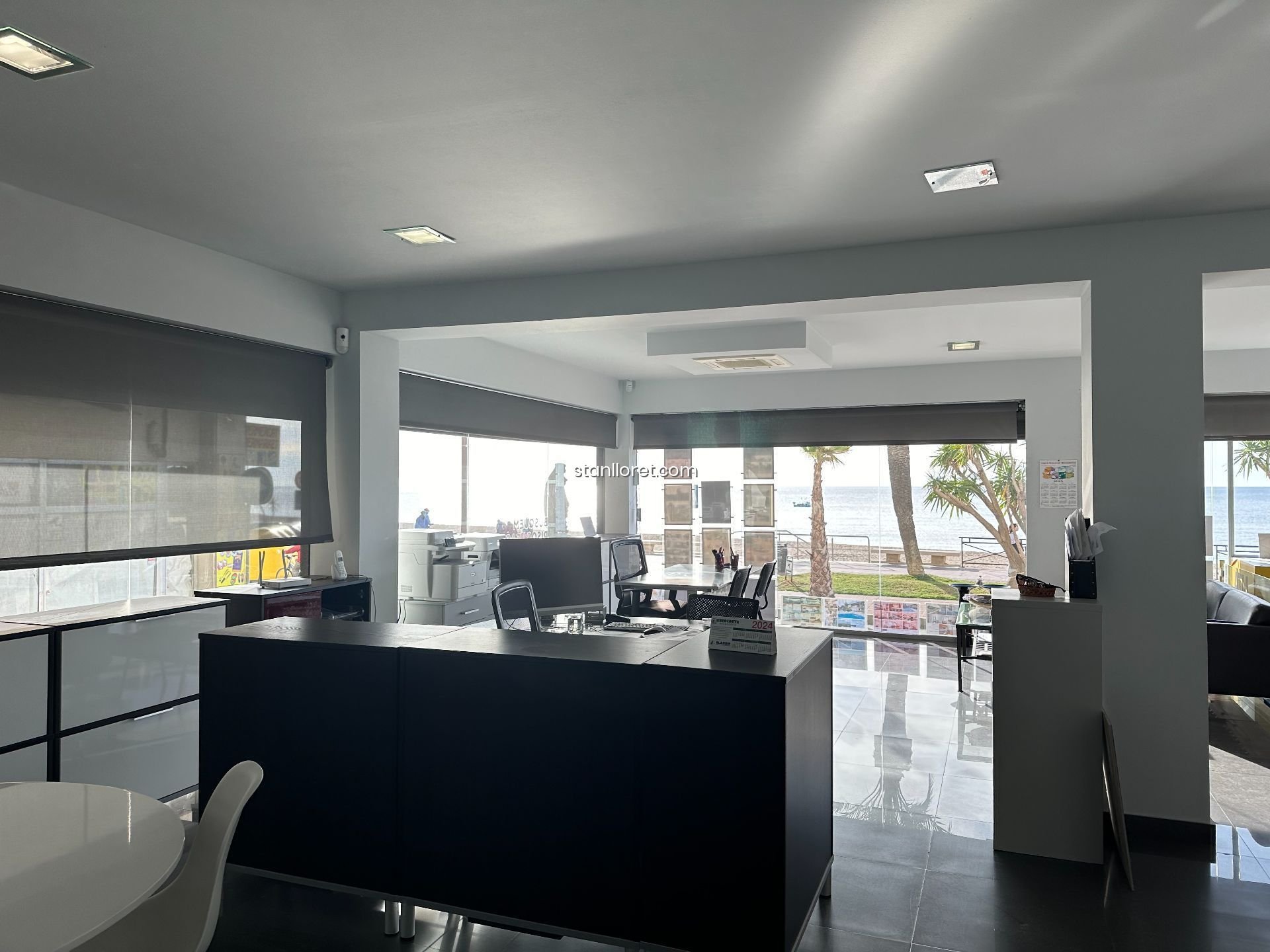 Commercial property in Lloret de Mar, Girona, Spain 236 sq.m. No. 104055