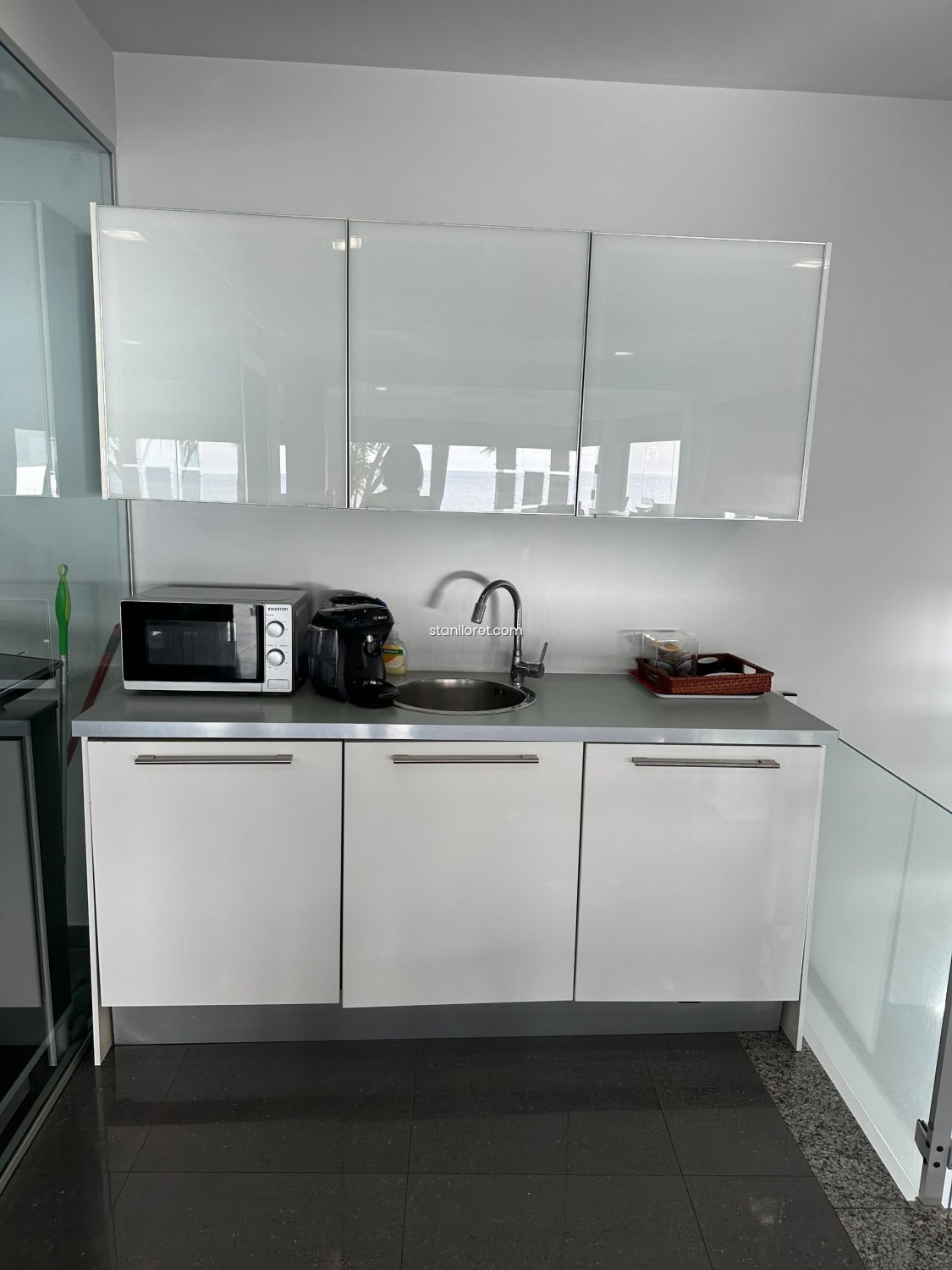 Commercial property in Lloret de Mar, Girona, Spain 236 sq.m. No. 104055