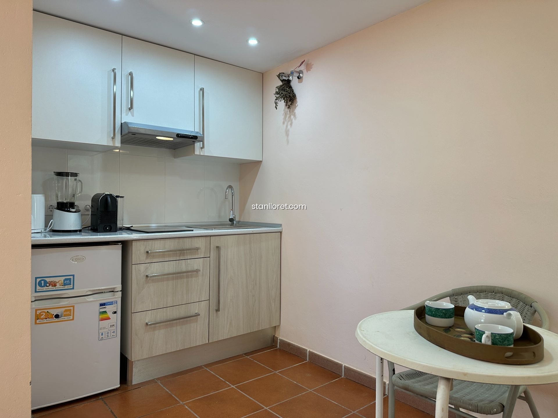 Villa in Lloret de Mar, Girona, Spain 5 bedrooms, 200 sq.m. No. 104050