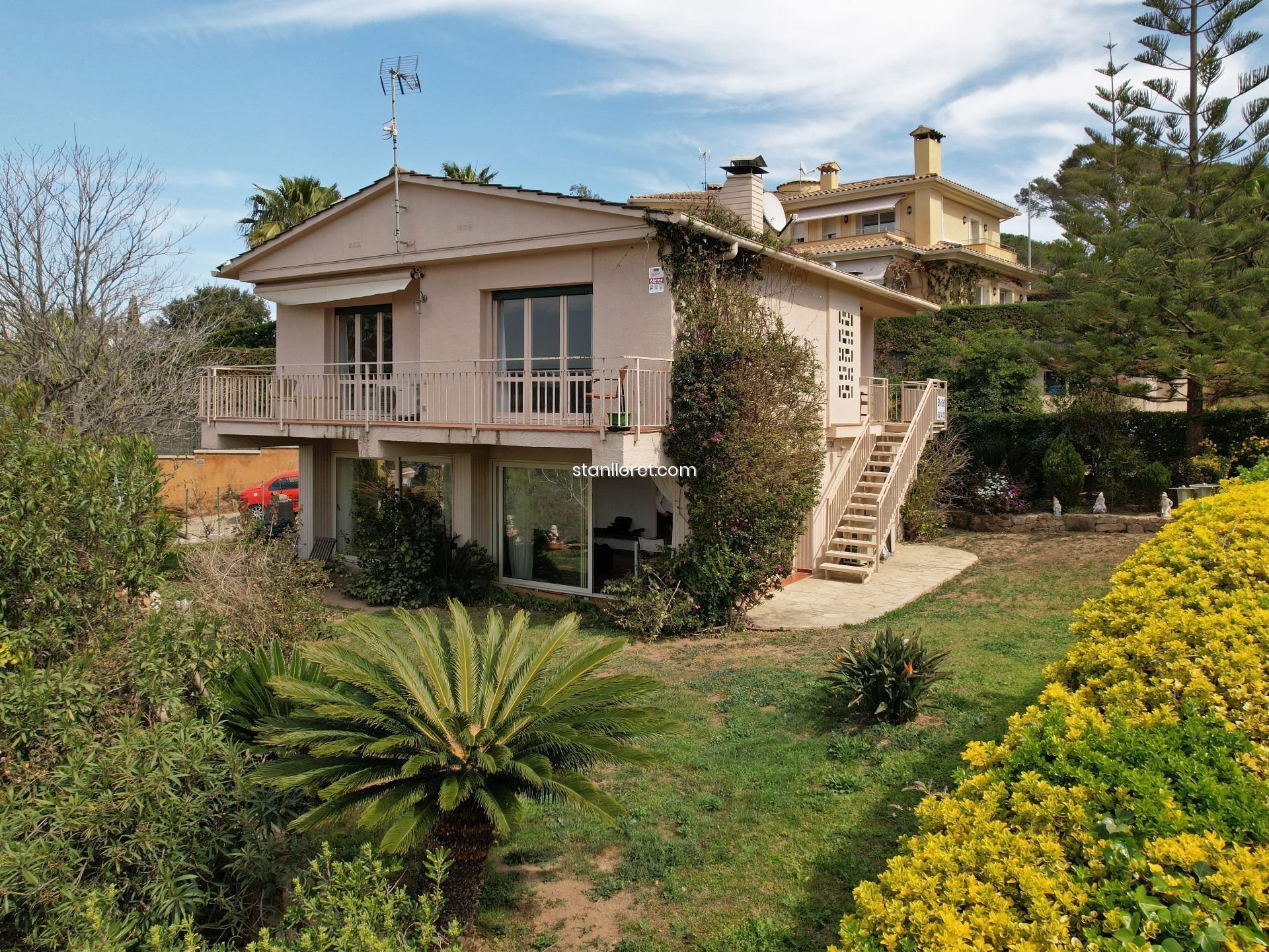 Villa in Lloret de Mar, Girona, Spain 5 bedrooms, 200 sq.m. No. 104050