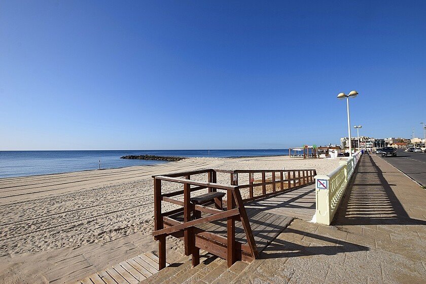 Dzīvoklis Torrevieja, Alicante, Spānijā 2 istabas, 63 m2 Nr. 117711
