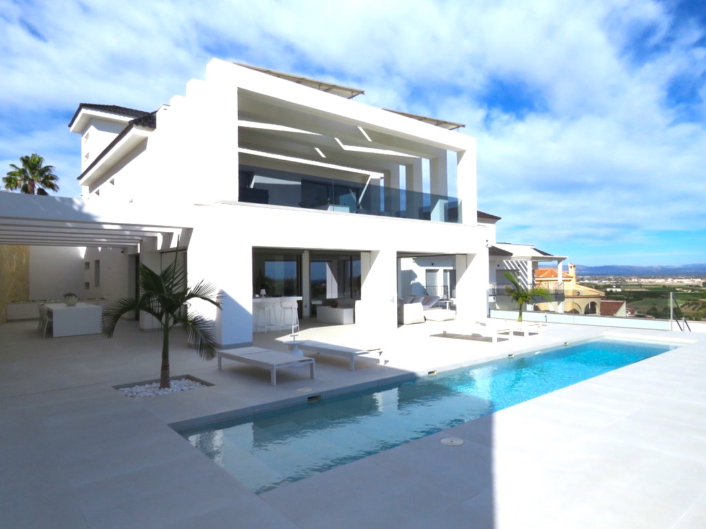 Villa i Ciudad Quesada, Alicante, Spanien 4 sovrum, 564 kvm. Nr. 91582
