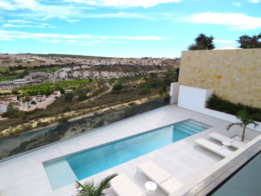 Villa i Ciudad Quesada, Alicante, Spanien 4 sovrum, 564 kvm. Nr. 91582