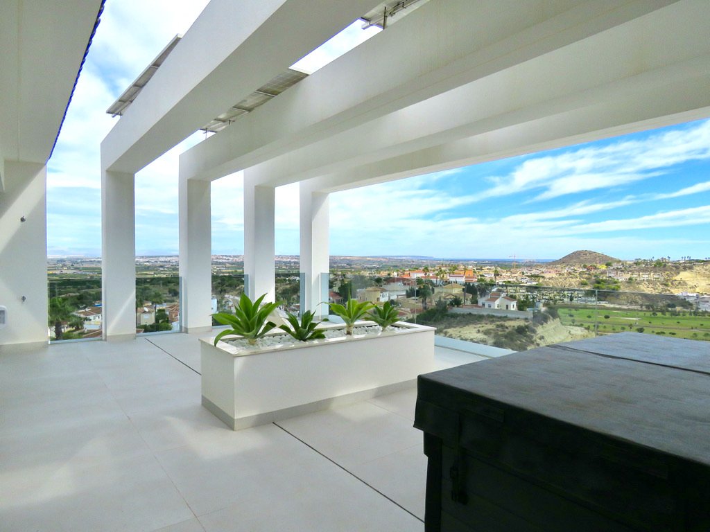 Villa i Ciudad Quesada, Alicante, Spanien 4 sovrum, 564 kvm. Nr. 91582