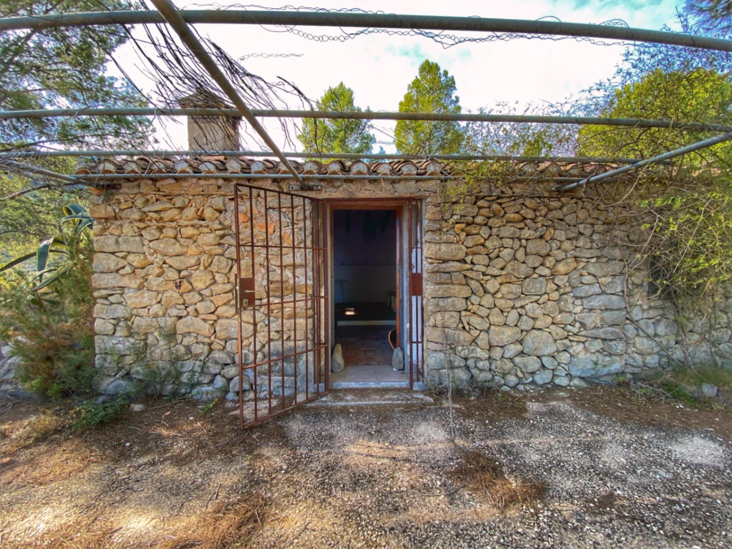 Parcela en Jalon, Alicante, España No. 87415