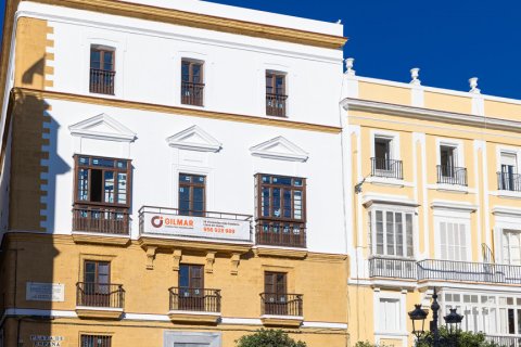 Huoneisto Cadiz, Espanja 2 makuuhuonetta, 104.13 m2 No. 106091