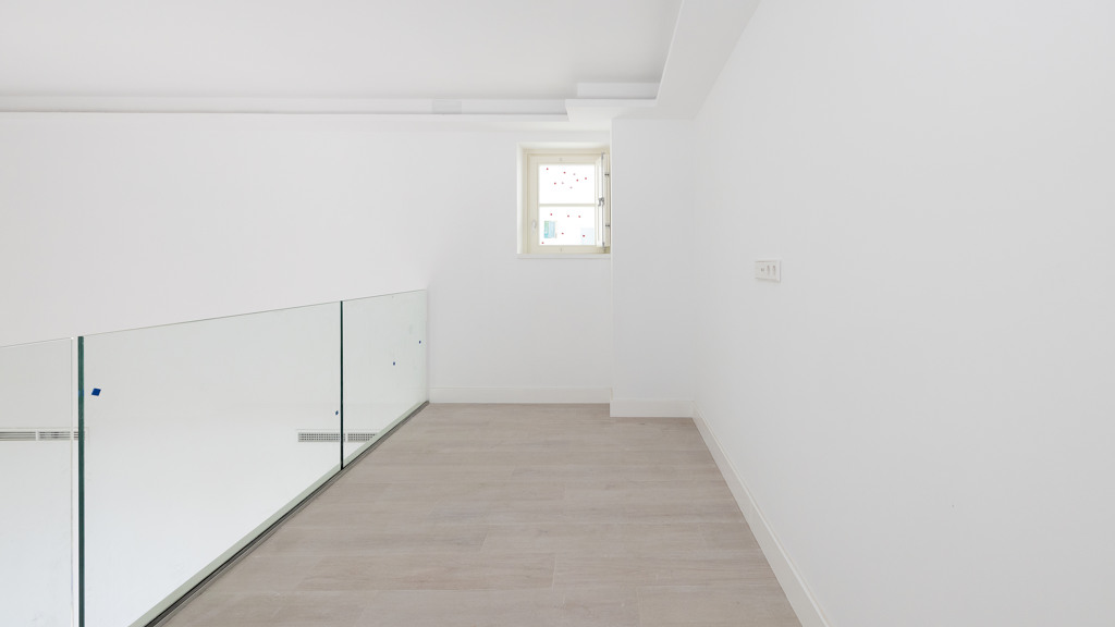 Dvīņu māja Cadiz, Spānijā 5 istabas, 158.88 m2 Nr. 106087