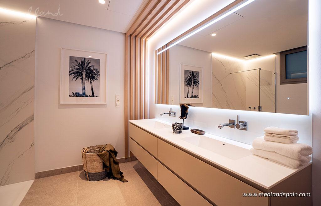 Appartamento a Benahavis, Malaga, Spagna 4 camere da letto, 218.79 mq. N° 105047