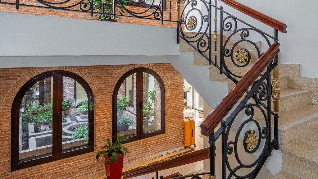 Villa à Pozuelo de Alarcon, Madrid, Espagne 5 chambres, 977 m2 No. 90097