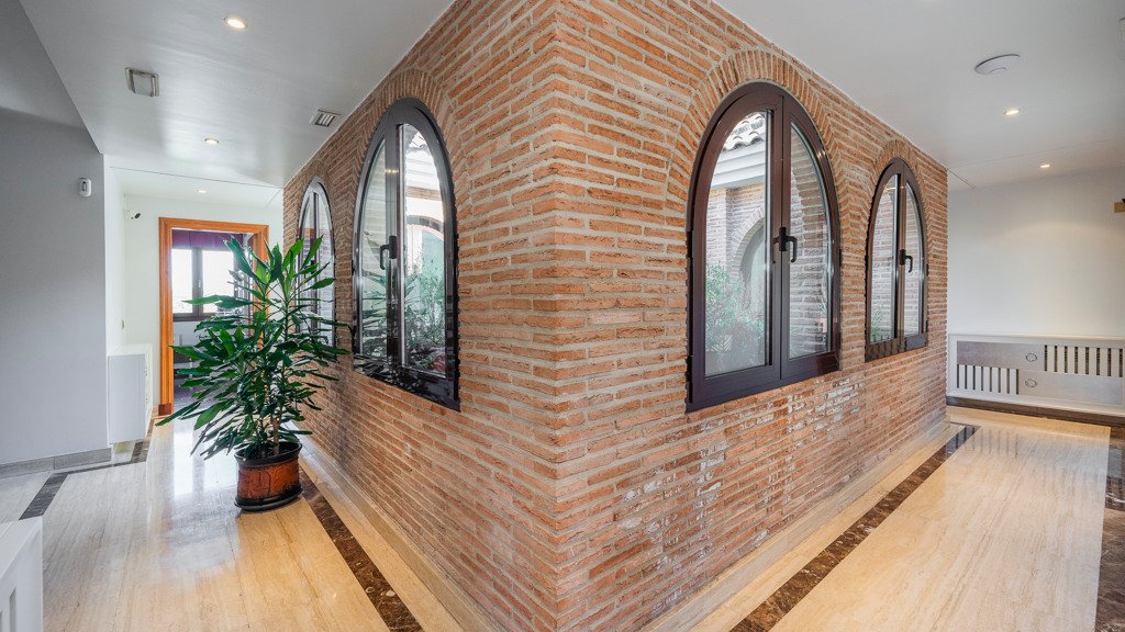 Villa à Pozuelo de Alarcon, Madrid, Espagne 5 chambres, 977 m2 No. 90097