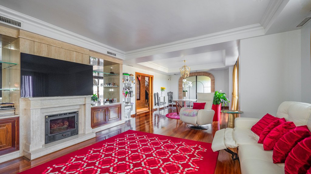 Villa à Pozuelo de Alarcon, Madrid, Espagne 5 chambres, 977 m2 No. 90097