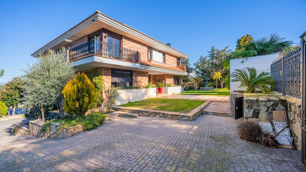 Villa à Pozuelo de Alarcon, Madrid, Espagne 5 chambres, 977 m2 No. 90097