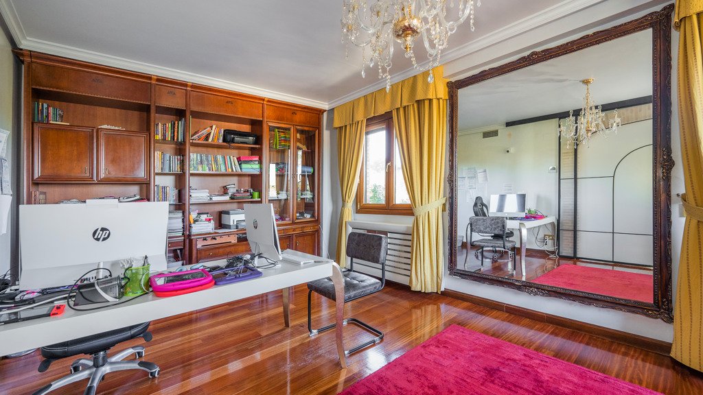 Villa à Pozuelo de Alarcon, Madrid, Espagne 5 chambres, 977 m2 No. 90097