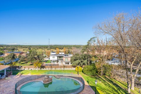 Villa à Pozuelo de Alarcon, Madrid, Espagne 5 chambres, 977 m2 No. 90097