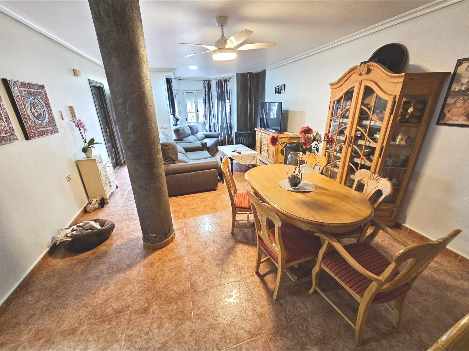 Māja Dolores, Alicante, Spānijā 4 istabas, 250 m2 Nr. 91642