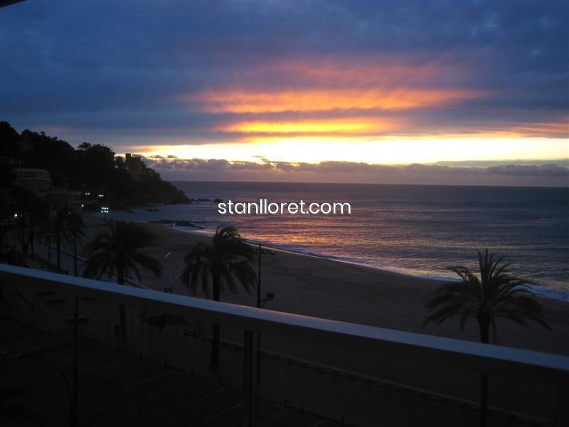 Apartament w Lloret de Mar, Girona, Hiszpania 4 sypialnie, 200 mkw. nr 104063