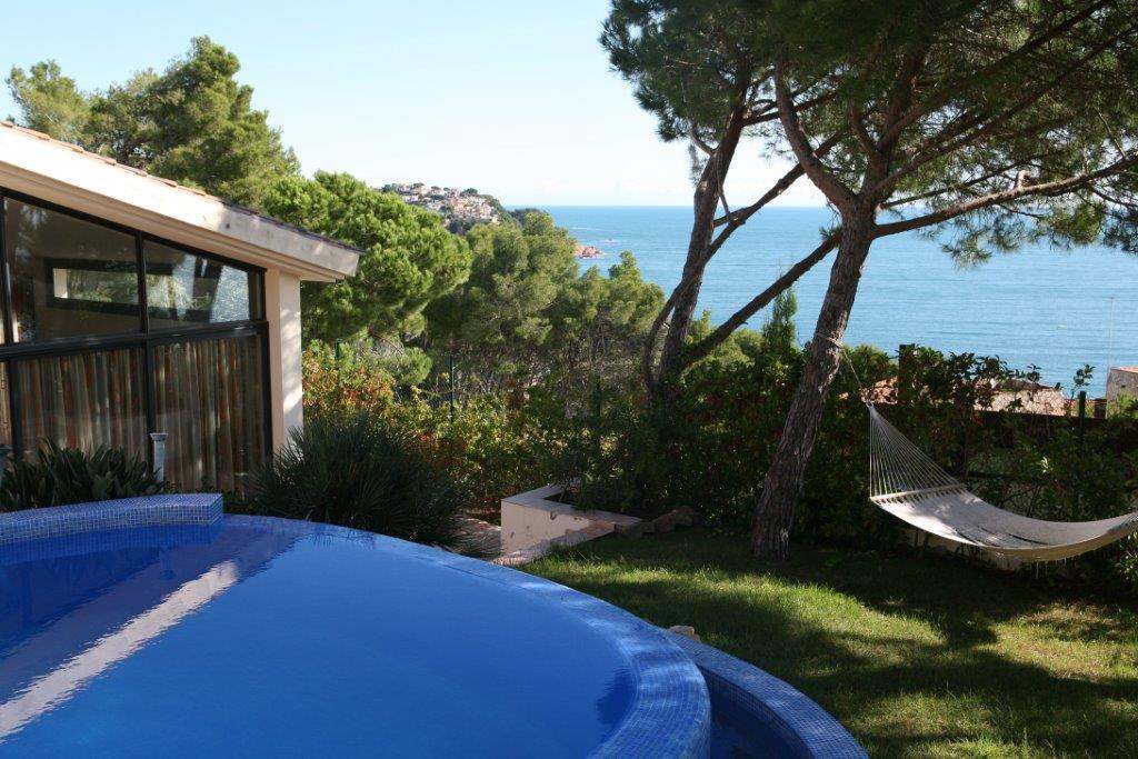 Dom w Sant Feliu de Guixols, Girona, Hiszpania 4 sypialnie, 467 mkw. nr 22852