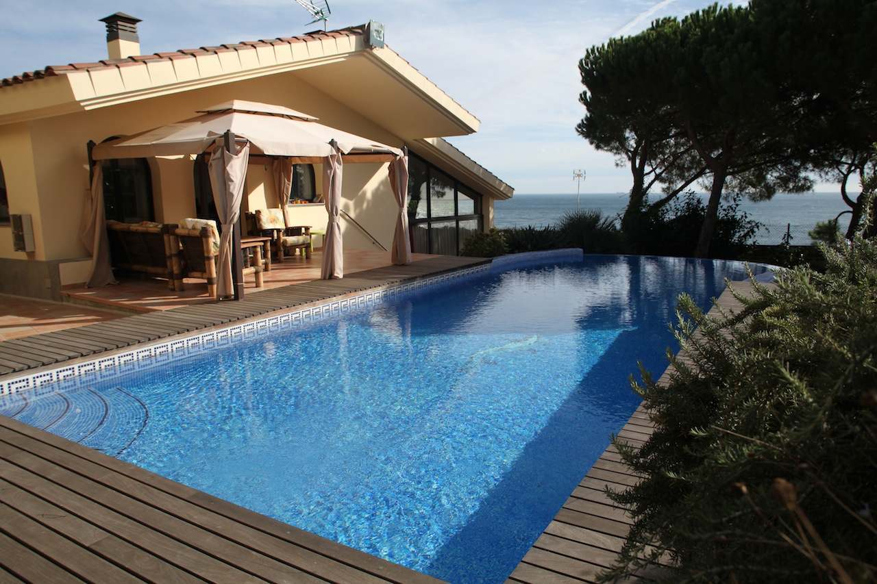 Dom w Sant Feliu de Guixols, Girona, Hiszpania 4 sypialnie, 467 mkw. nr 22852