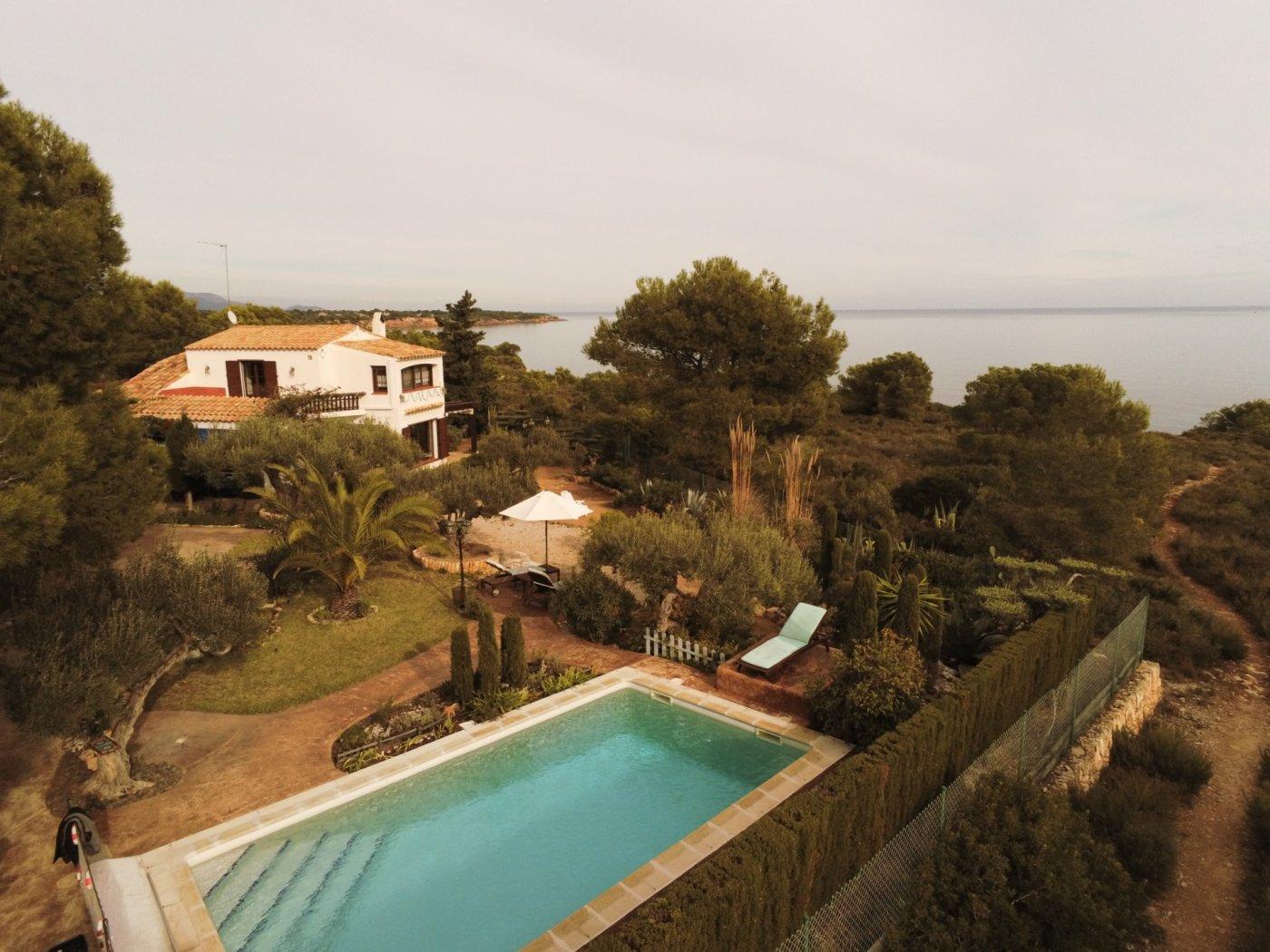 Māja L'Ametlla de Mar, Tarragona, Spānijā 4 istabas, 236 m2 Nr. 21571