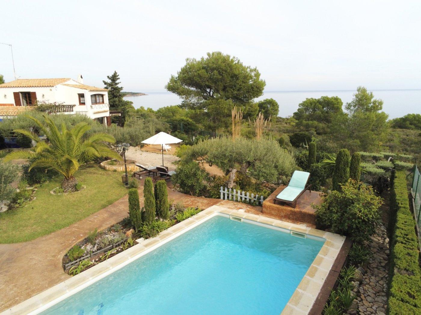 Māja L'Ametlla de Mar, Tarragona, Spānijā 4 istabas, 236 m2 Nr. 21571