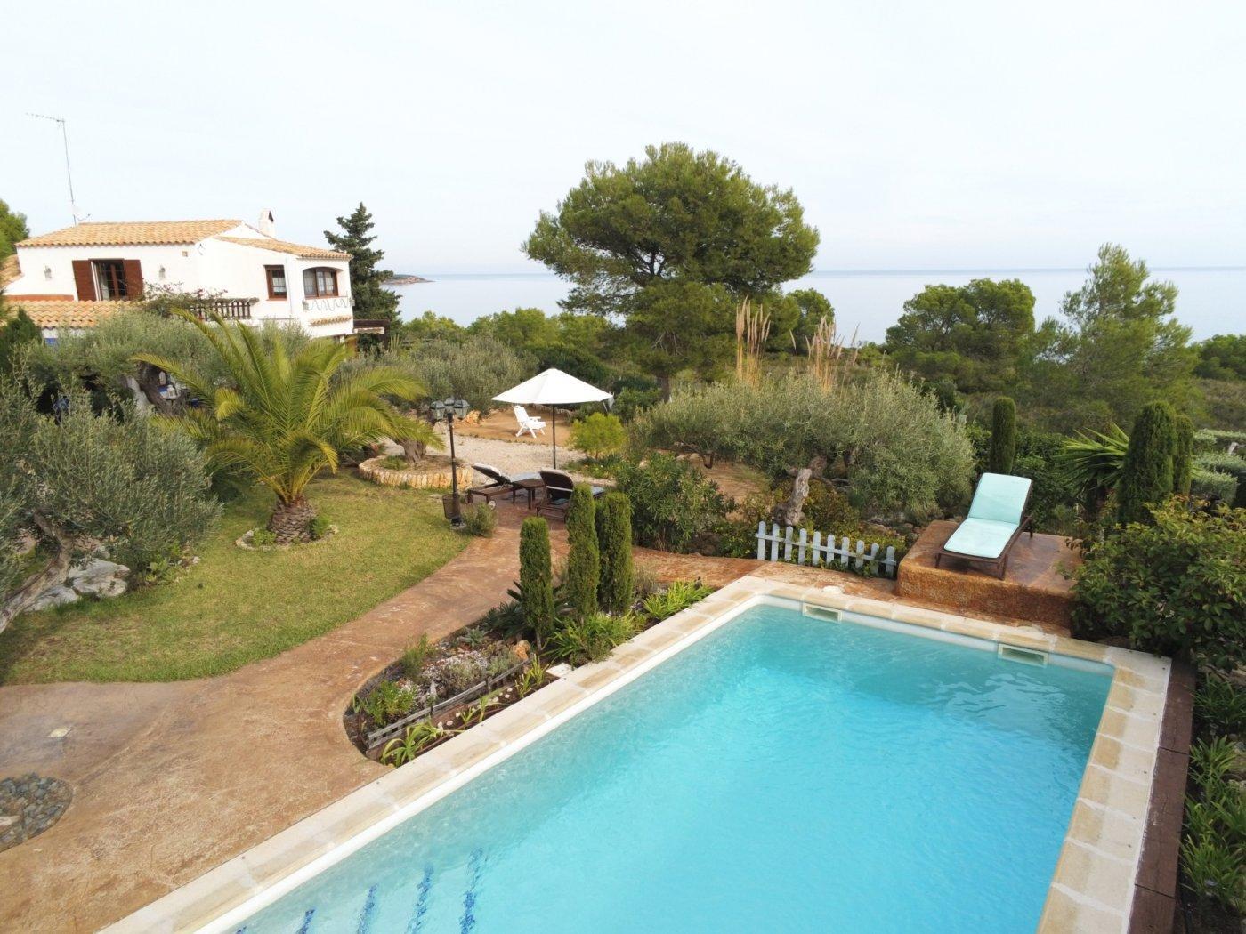 Māja L'Ametlla de Mar, Tarragona, Spānijā 4 istabas, 236 m2 Nr. 21571