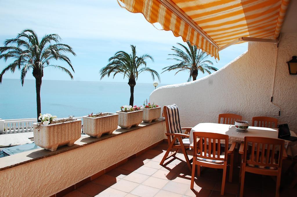 Talo L'Ametlla de Mar, Tarragona, Espanja 4 makuuhuonetta, 200 m2 No. 21574