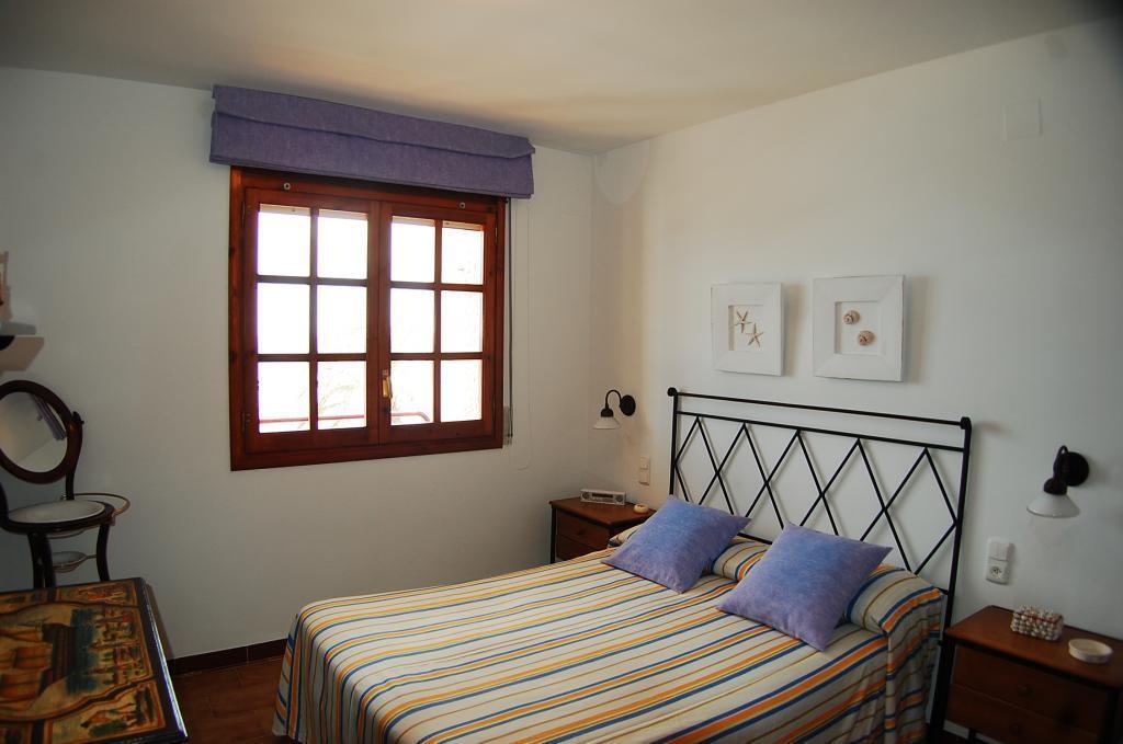 Talo L'Ametlla de Mar, Tarragona, Espanja 4 makuuhuonetta, 200 m2 No. 21574