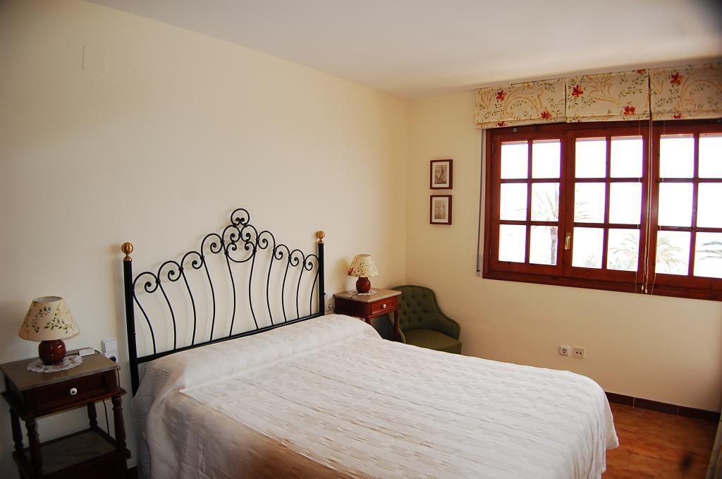 Talo L'Ametlla de Mar, Tarragona, Espanja 4 makuuhuonetta, 200 m2 No. 21574