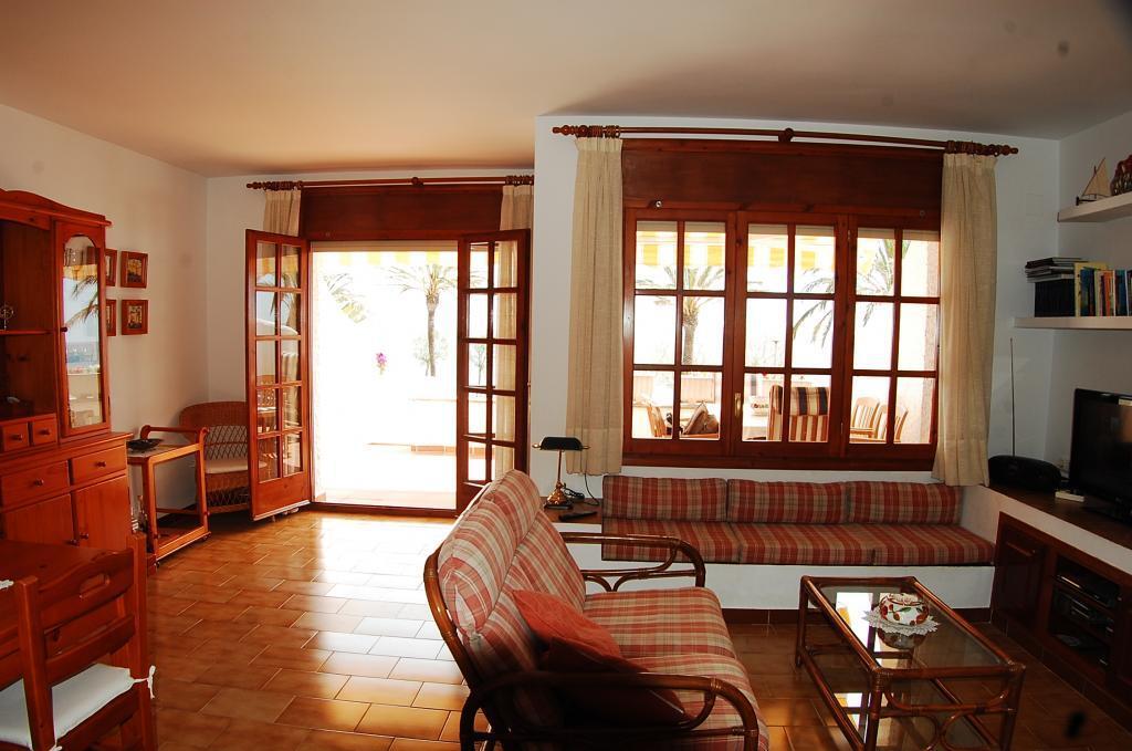 Talo L'Ametlla de Mar, Tarragona, Espanja 4 makuuhuonetta, 200 m2 No. 21574