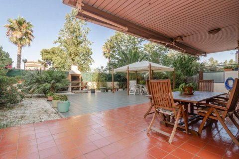 Dzīvoklis Salou, Tarragona, Spānijā 4 istabas, 100 m2 Nr. 21818