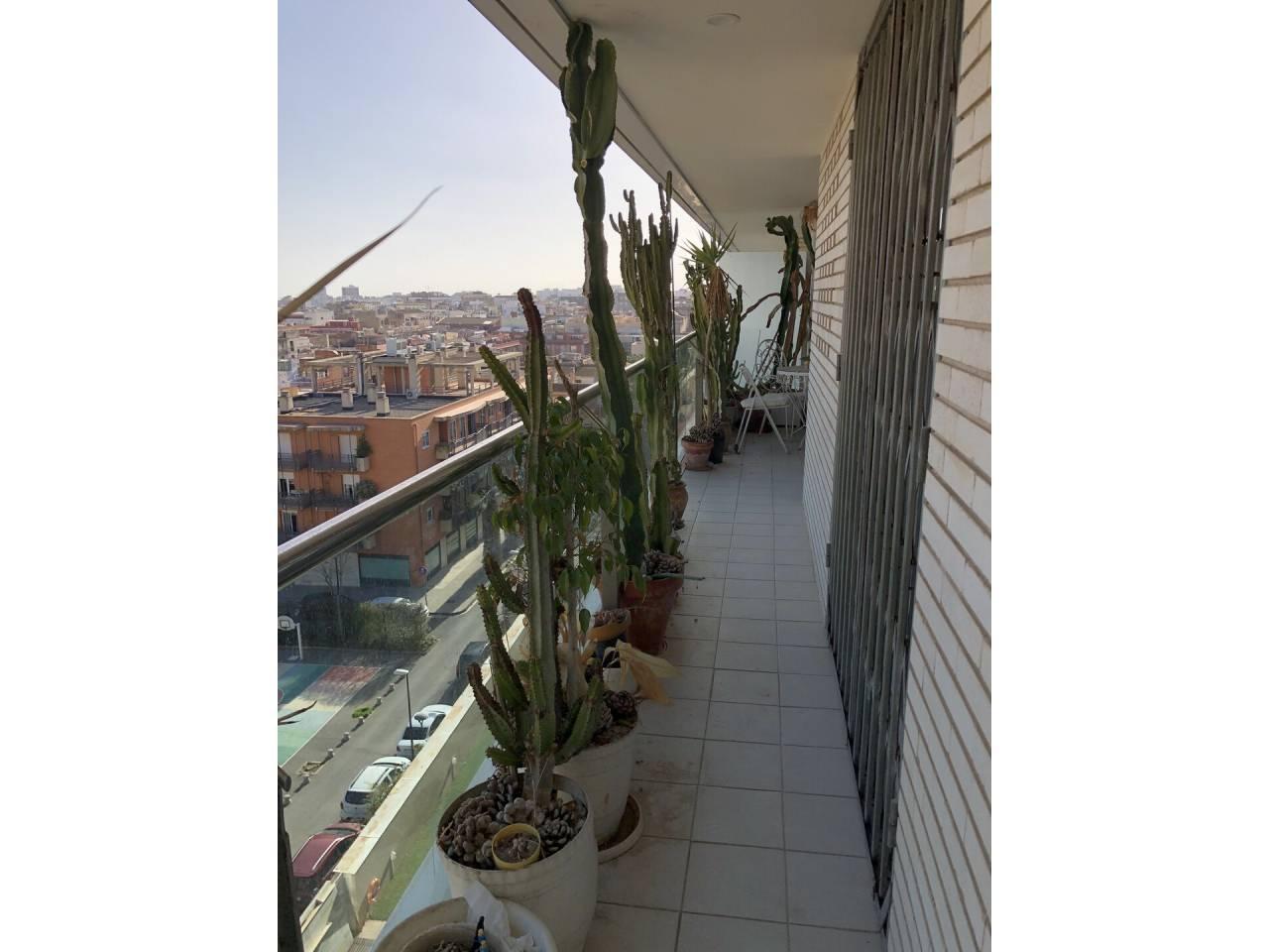 Huoneisto Reus, Tarragona, Espanja 3 makuuhuonetta, 150 m2 No. 21824
