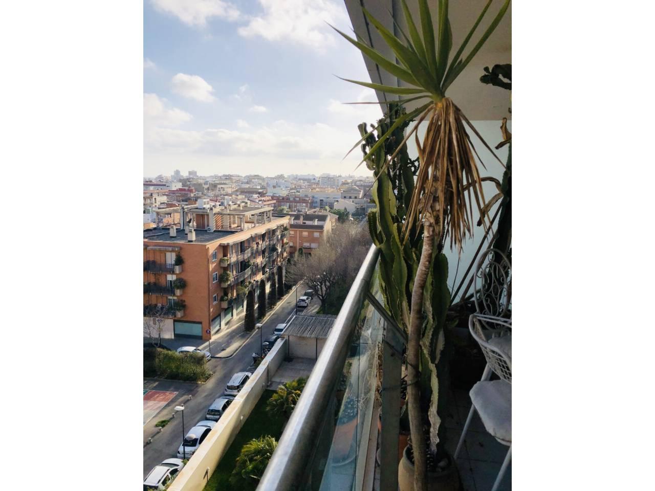 Huoneisto Reus, Tarragona, Espanja 3 makuuhuonetta, 150 m2 No. 21824