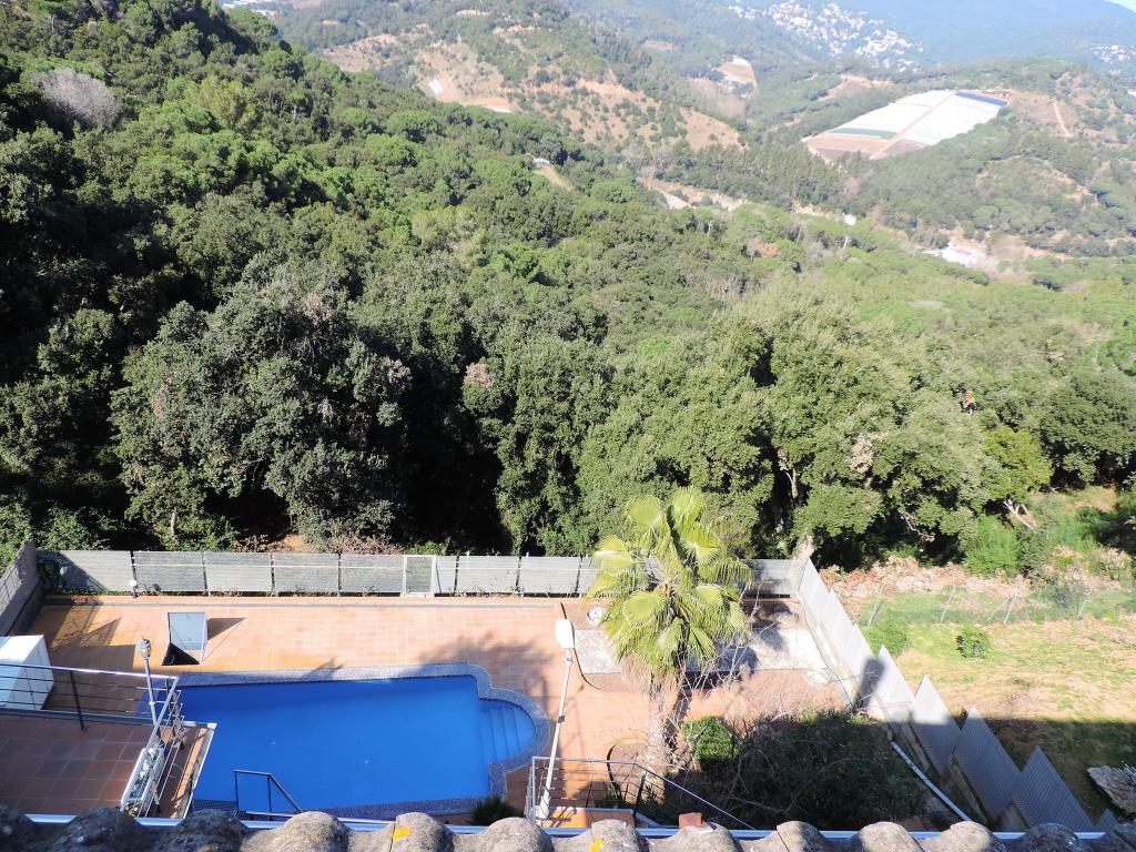 Talo Barcelona, Espanja 5 makuuhuonetta, 313 m2 No. 55972