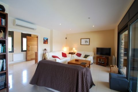 Talo Begur, Girona, Espanja 4 makuuhuonetta, 240 m2 No. 22472
