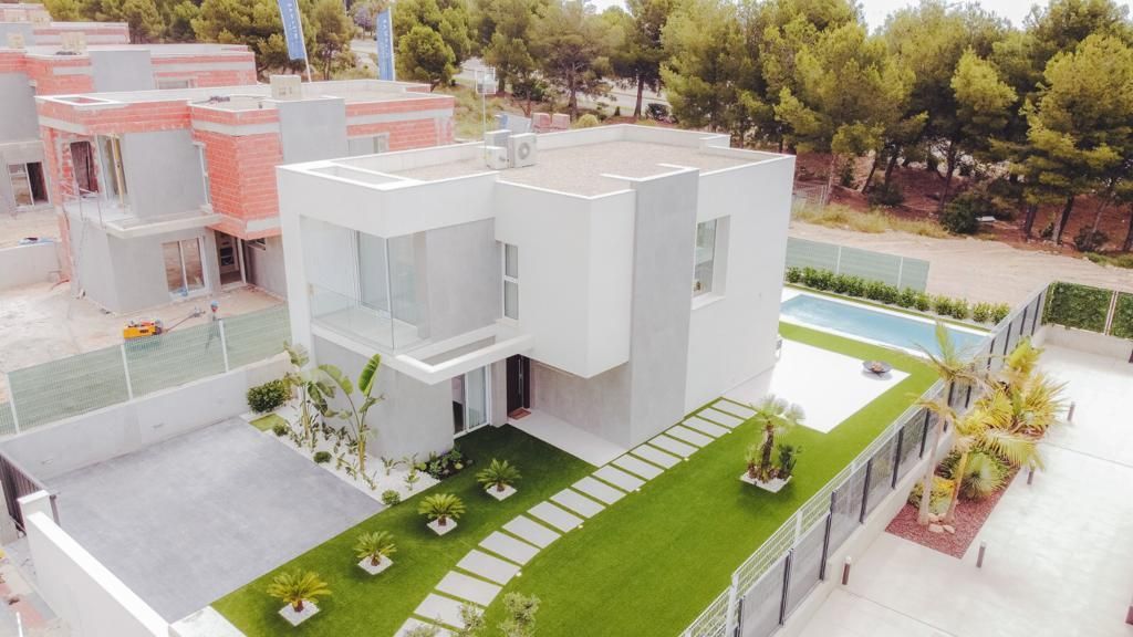 House in Finestrat, Alicante, Spain 3 bedrooms, 160 sq.m. No. 95354